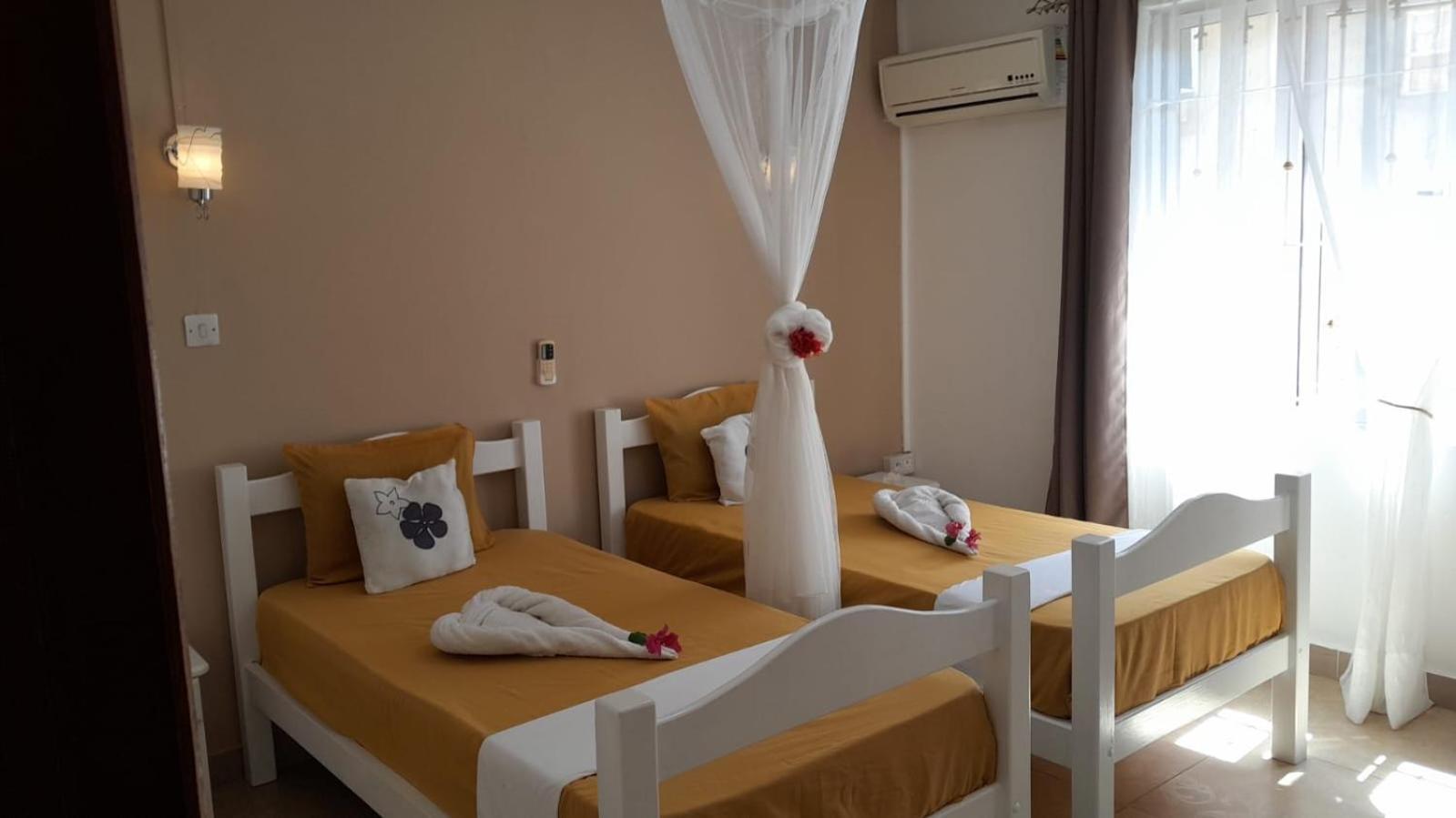 Jolie Villa Santa Avec Piscine Pointe aux Piments Luaran gambar