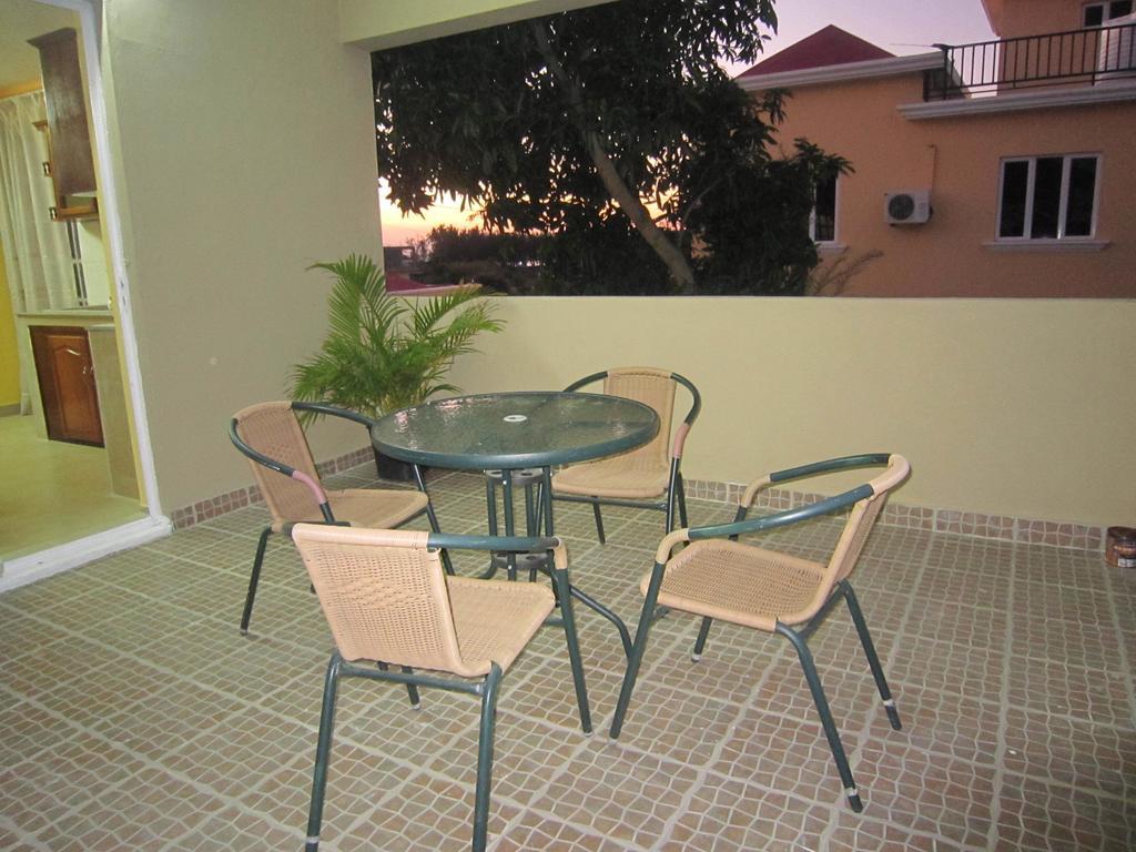 Jolie Villa Santa Avec Piscine Pointe aux Piments Luaran gambar
