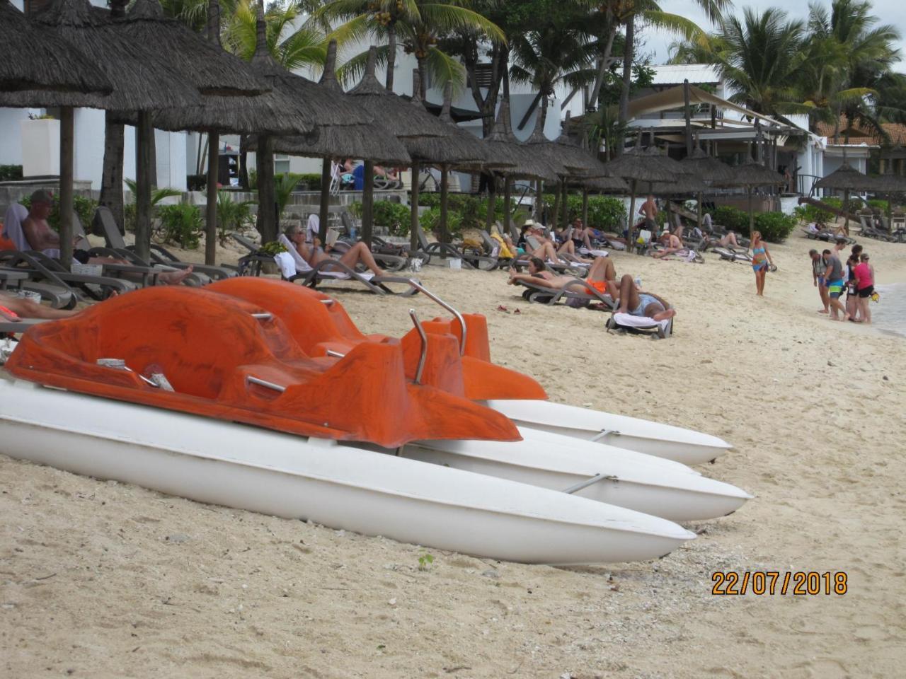 Jolie Villa Santa Avec Piscine Pointe aux Piments Luaran gambar